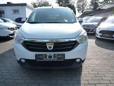 Gebraucht Dacia Lodgy Prestige 116 PS (85 kW) 2013 Weiß Van / Kleinbus