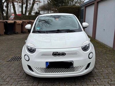 Gebraucht Fiat 500e 86 kW (118 PS) 2022 Weiß