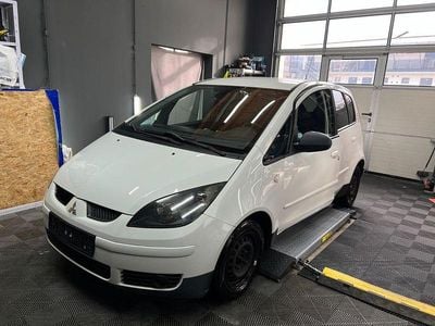 Gebraucht Mitsubishi Colt Motion 95 PS (69 kW) 2008 Weiß Limousine