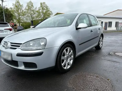 Gebraucht VW Golf IV 116 PS (85 kW) 2005 Silber Limousine