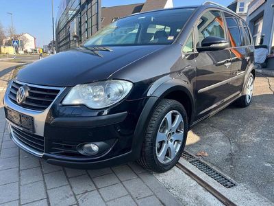 VW Touran Cross