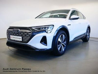 Weiß Gebraucht 2023 Audi Q8 e-tron Advanced SUV | 63.780 €