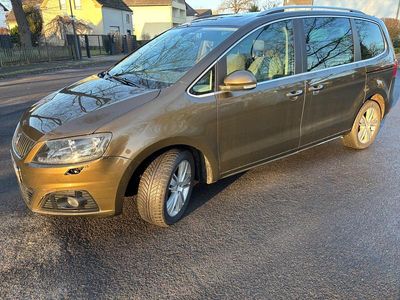 Braun Gebraucht 2013 Seat Alhambra Style Van / Kleinbus | 7.500 €