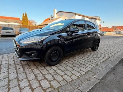 Schwarz Gebraucht 2014 Ford Fiesta Titanium Kleinwagen | 5.999 € (Teuer)