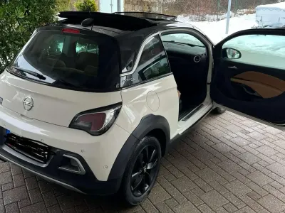Gebraucht Opel Adam Rocks 116 PS (85 kW) 2018 Beige Kleinwagen