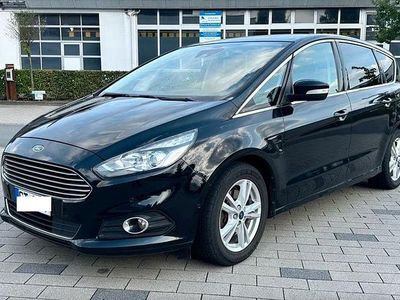Gebraucht Ford S-MAX Titanium 150 PS (110 kW) 2017 Schwarz Van / Kleinbus