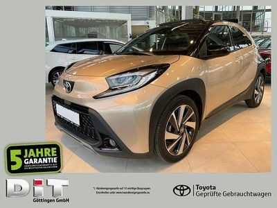 Usata Toyota Aygo X-plore 72 CV (52 kW) 2022 Beige Utilitaria