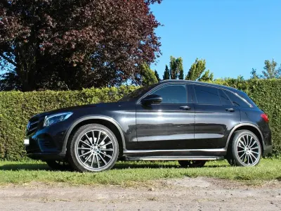 Używany Mercedes GLC250 AMG 211 KM (155 kW) 2017 Czarny SUV