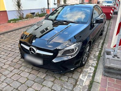 Gebraucht Mercedes CLA200 156 PS (114 kW) 2015 Schwarz Coupé
