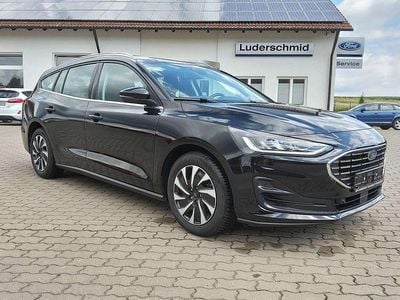 Gebraucht Ford Focus Titanium 125 PS (91 kW) 2023 Obsidianschwarz metallic Kombi
