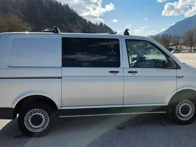 Usata VW Transporter 140 CV (102 kW) 2016 Grigio Furgone