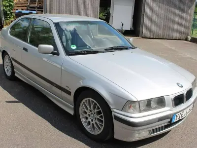 Gebraucht BMW 323 Sport Line 170 PS (125 kW) 1999 Silber Limousine