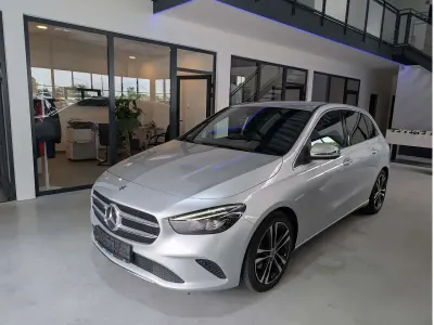 Gebraucht Mercedes B220 Premium 190 PS (139 kW) 2020 Iridiumsilber Kleinwagen