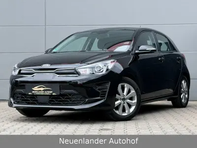 Gebraucht Kia Rio Vision 84 PS (61 kW) 2021 Schwarz Limousine