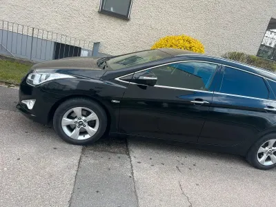 Gebraucht Hyundai i40 116 PS (85 kW) 2012 Schwarz Kombi