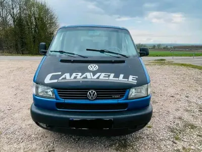 Gebraucht VW Caravelle 151 PS (111 kW) 2001 Blau Van