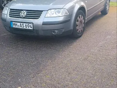 Usata VW Passat 2003 Grigio Berlina