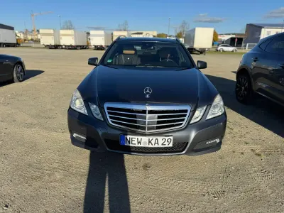 Gebraucht Mercedes E350 280 PS (205 kW) 2009 Grau Kombi