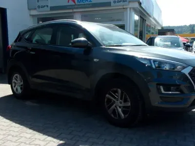 Gebraucht Hyundai Tucson Comfort 132 PS (97 kW) 2020 Grau SUV