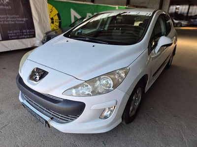 Usata Peugeot 308 Tendance 90 CV (66 kW) 2009 Bianco Berlina