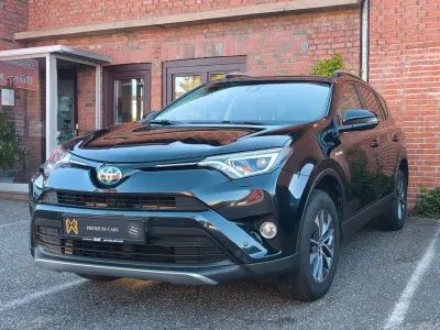 Gebraucht Toyota RAV4 Hybrid 155 PS (114 kW) 2018 Schwarz SUV