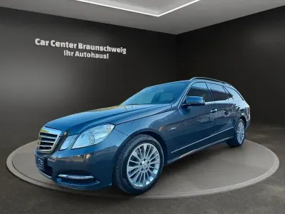 Gebraucht Mercedes E350 Avantgarde 265 PS (194 kW) 2011 Grau Limousine