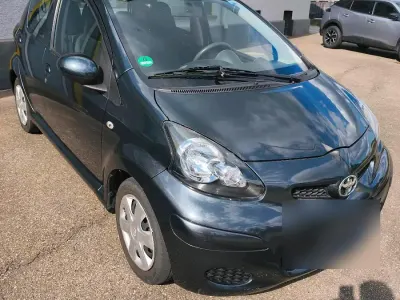 Gebraucht Toyota Aygo Cool 68 PS (50 kW) 2011 Kleinwagen