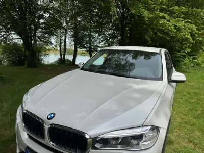 Gebraucht BMW X5 258 PS (189 kW) 2014 Mineralweiss metallic SUV