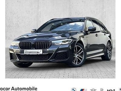 Grau Gebraucht 2021 BMW 530e Shadowline Kombi | 34.880 € (Guter Preis)