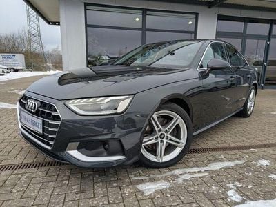 Grau Gebraucht 2022 Audi A4 Advanced Limousine | 20.990 € (Guter Preis)