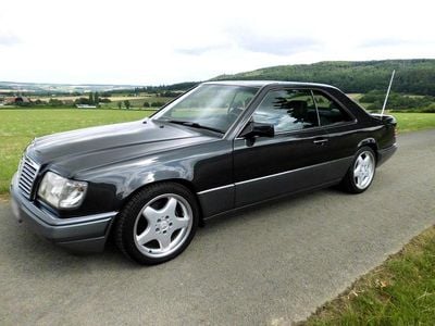Brugt Mercedes E220 150 HK (110 kW) 1995 Sort Coupe
