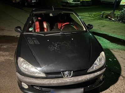 Gebraucht Peugeot 206 CC 109 PS (80 kW) 2004 Schwarz Cabrio