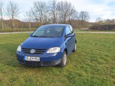Gebraucht VW Fox 56 PS (41 kW) 2008 Blau Kleinwagen