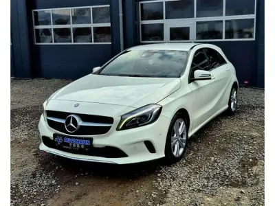 Gebraucht Mercedes A180 122 PS (89 kW) 2015 Calcitweiss  unilack Limousine