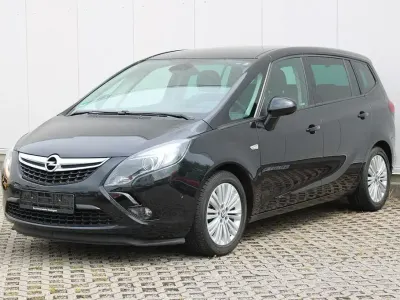 Gebraucht Opel Zafira Tourer Edition 140 PS (102 kW) 2016 Schwarz Van / Kleinbus
