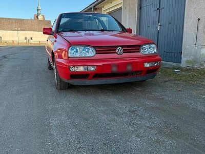 Gebraucht VW Golf 90 PS (66 kW) 1996 Rot Cabrio