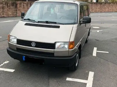 Gebraucht VW T4 84 PS (61 kW) 1992 Gold Van