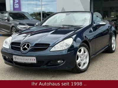 Gebraucht Mercedes SLK200 163 PS (119 kW) 2006 Blau Cabrio