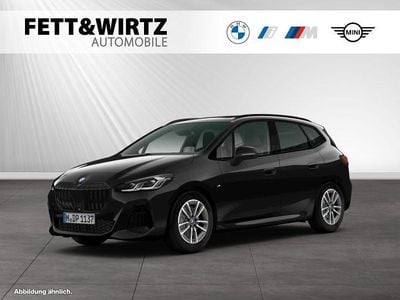 Gebraucht BMW 223 Active Tourer M Sport 218 PS (160 kW) 2025 Saphirschwarz metallic Van / Kleinbus