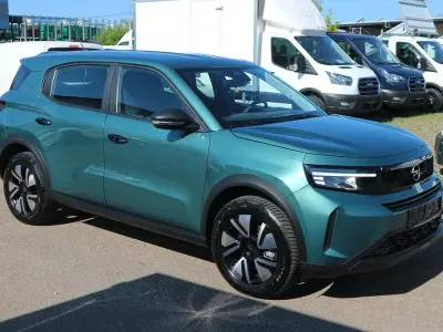Gebraucht Opel Frontera Edition 83 kW (113 PS) 2025 Grün SUV