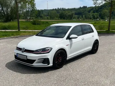 Gebraucht VW Golf VII GTI 245 PS (180 kW) 2019 Weiß Limousine