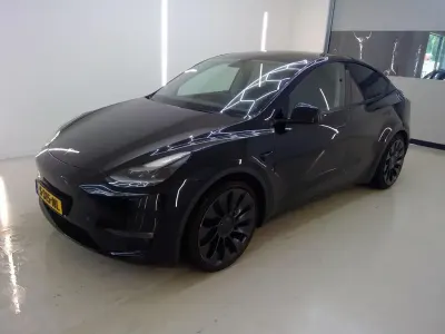 Gebraucht Tesla Model Y Performance 358 kW (487 PS) 2023 Schwarz SUV