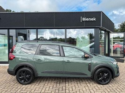 Neu Dacia Jogger Extreme 101 PS (74 kW) 2025 Grün Van / Kleinbus