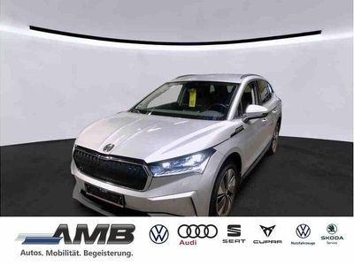Brilliantsilber metallic Gebraucht 2024 Skoda Enyaq iV Loft SUV | 29.480 € (Superpreis)