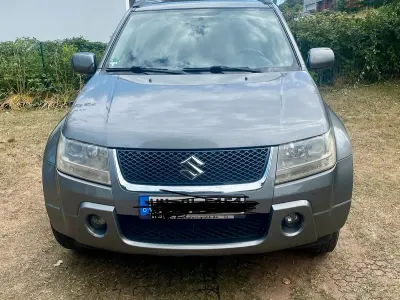 Gebraucht Suzuki Grand Vitara 103 PS (75 kW) 2005 Grau SUV