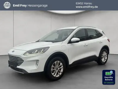 Używany Ford Kuga Titanium 224 KM (164 kW) 2022 Biały SUV