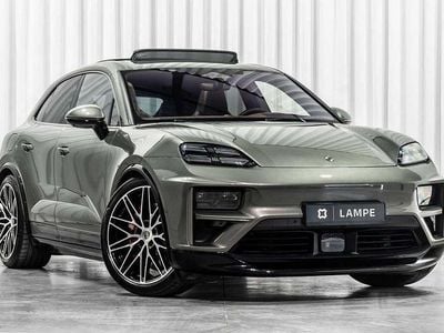 Gebraucht Porsche Macan Turbo 469 kW (639 PS) 2024 Grün SUV