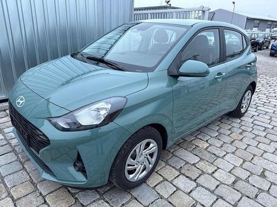 Magrovengrün mineraleff... Neu 2025 Hyundai i10 Edition Kleinwagen | 15.980 € (Fairer Preis)