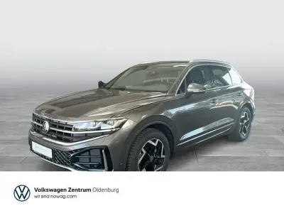Gebraucht VW Touareg R-line 231 PS (169 kW) 2025 Grau SUV
