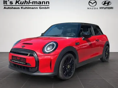 Usata Mini Cooper SE 135 kW (184 CV) 2022 Rosso Utilitaria